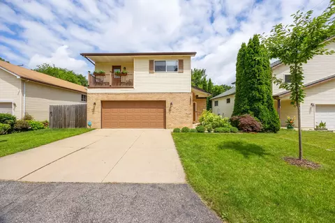 2540 Southlawn St, Ypsilanti, MI 48197