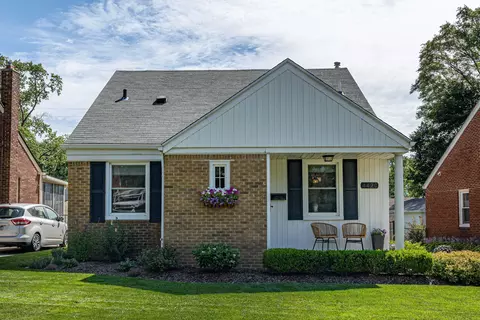 4420 Elmwood Ave, Royal Oak, MI 48073