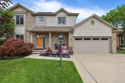 52696 Mary Martin Dr, Chesterfield, MI 48051