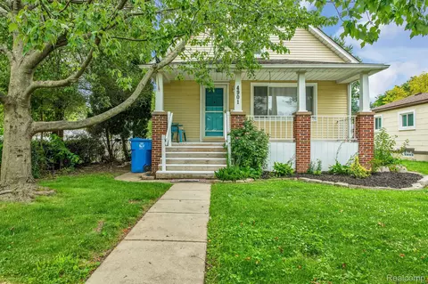 4901 Harding St, Dearborn Heights, MI 48125