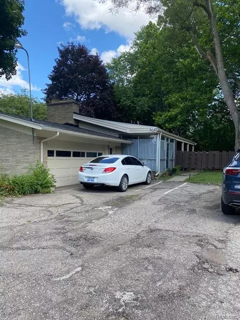 4541 Beecher, Flint, MI 48532 photo 1