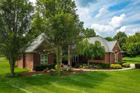 69493 Meadowbrook Ln, Bruce Township, MI 48065