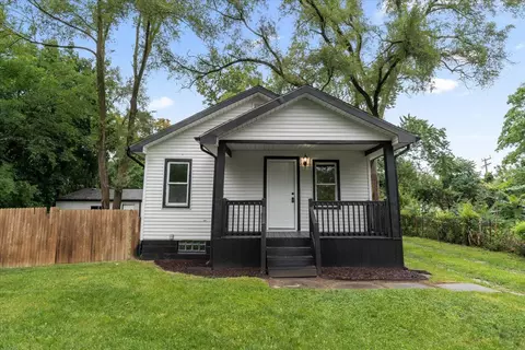 18180 Webster Ave, Southfield, MI 48076