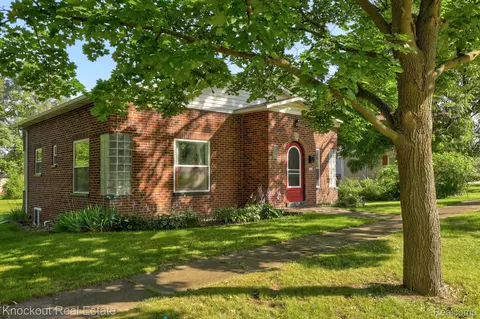 150 Cherry St, Vassar, MI 48768