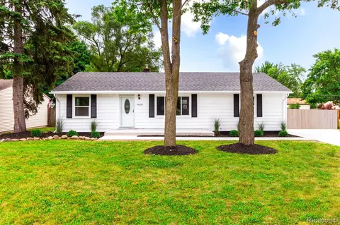 46120 Schimmel Ave, Shelby Township, MI 48317