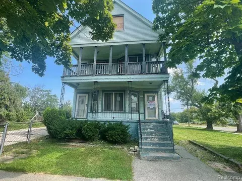 6108 Crane St, Detroit, MI 48213