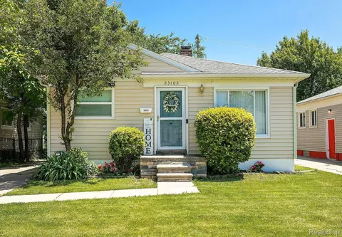 23102 Donald Ave, Eastpointe, MI 48021