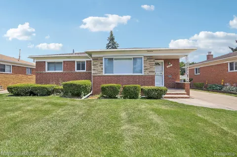 9108 Beech Daly Rd, Redford, MI 48239