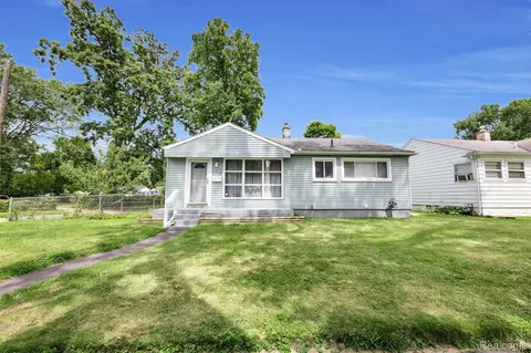 1213 Magnolia Dr, Inkster, MI 48141