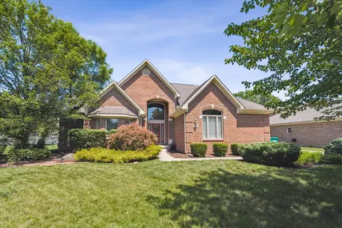 26866 Silver Crk, Brownstown, MI 48134