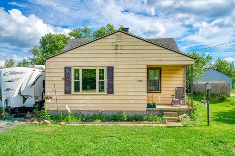 7082 Kessling St, Davison, MI 48423