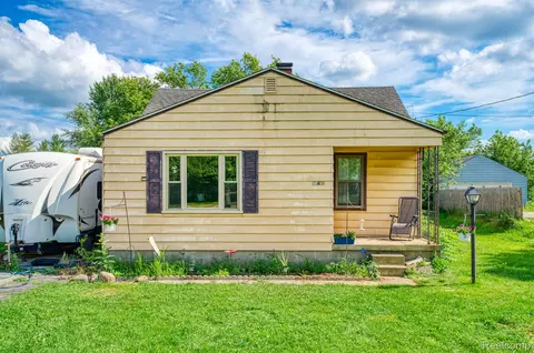 7082 Kessling St, Davison, MI 48423