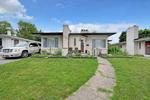 6174 Mayburn St, Dearborn Heights, MI 48127