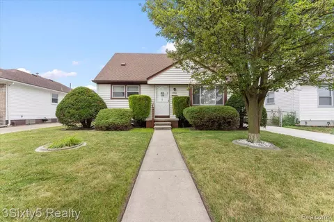 3552 15th St, Wyandotte, MI 48192