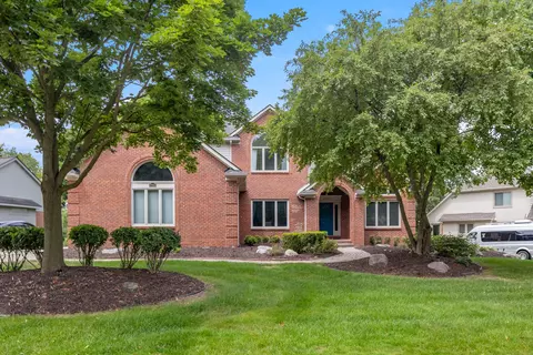 27233 Winchester Crt Ct, Farmington Hills, MI 48331