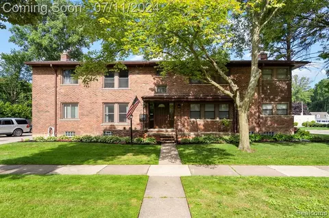 1203 Catalpa Dr #3, Royal Oak, MI 48067