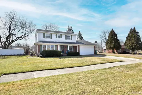 31515 Windsor St, Garden City, MI 48135