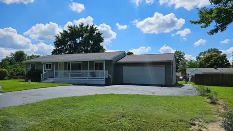 9155 Maplewood Dr, Thetford, MI 48420