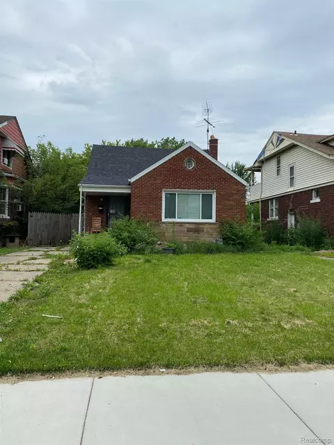 11781 Kilbourne St, Detroit, MI 48213