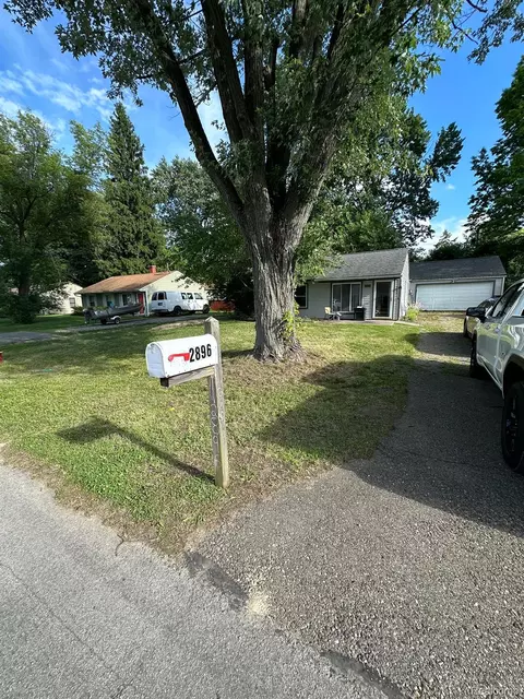 2896 James Rd, Auburn Hills, MI 48326