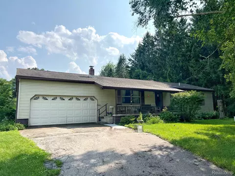 1451 W Brocker Rd, Metamora, MI 48455
