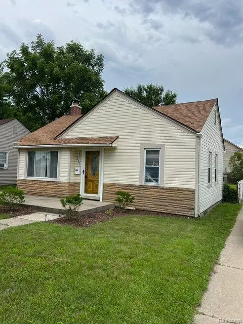 3583 Swanson St, Wayne, MI 48184