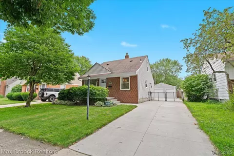 2120 Kalama Ave, Royal Oak, MI 48067