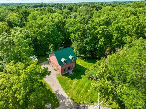 8180 Huron St, Dexter, MI 48130