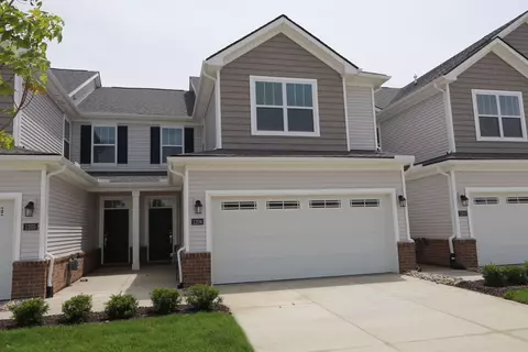 1204 Salt Springs Dr, Saline, MI 48176