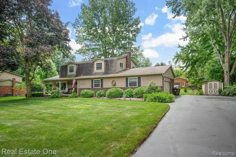 1291 Gettysburg Crt Ct, Rochester Hills, MI 48306