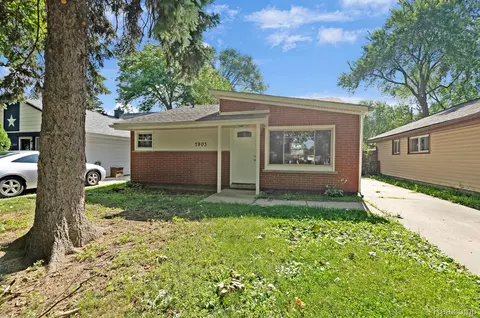 7903 Dudley St, Taylor, MI 48180