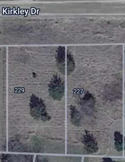 227 Kirkley Dr, Columbia, MI 49230
