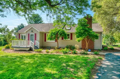 5324 Faussett Rd, Deerfield, MI 48855