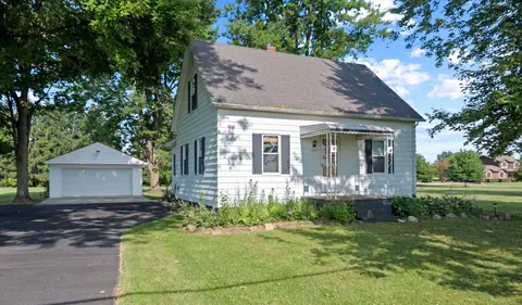 1057 Capac Rd, Berlin, MI 48002