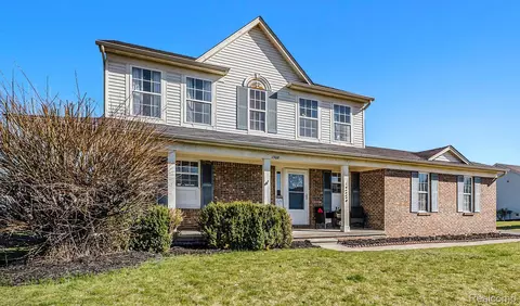 1308 Sand Piper Dr, Mundy, MI 48439
