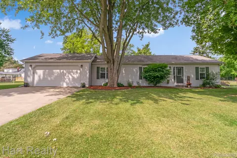 174 Roberts St, Sandusky, MI 48471