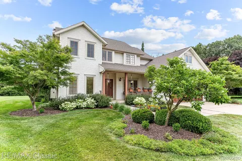 4092 Bayview Cir, Newport, MI 48166