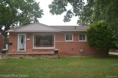 21752 Audrey Ave, Warren, MI 48091