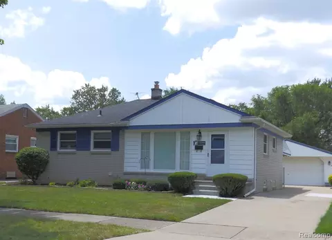 9844 Fox Ave, Allen Park, MI 48101