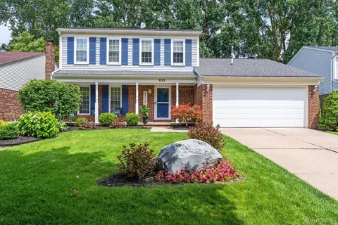 612 Lansdowne Dr, Westland, MI 48185