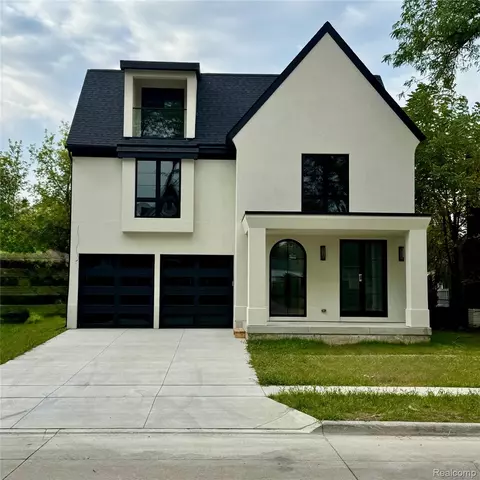 1798 Webster St, Birmingham, MI 48009