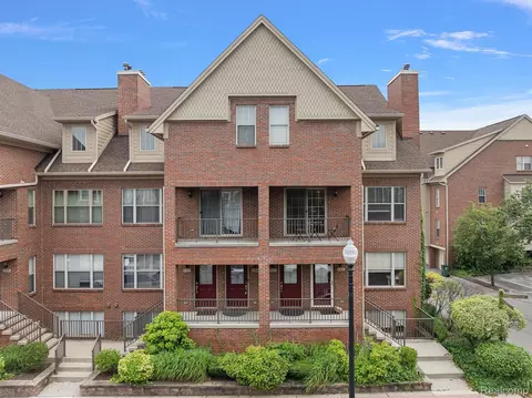 169 Allenhurst Ave, Royal Oak, MI 48067