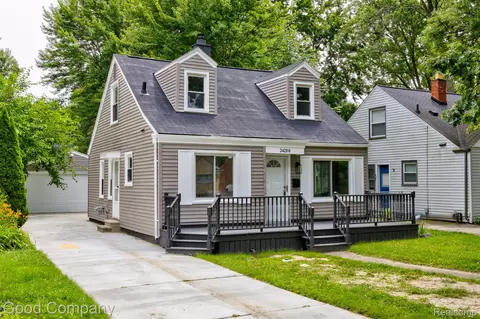 24280 Cloverlawn St, Oak Park, MI 48237