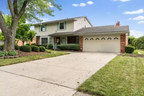 18570 Levan Rd, Livonia, MI 48152