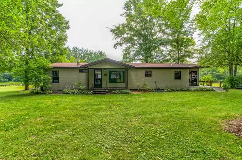 60 Ritchie Rd, Butman, MI 48624