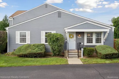 23624 N Rockledge, Novi, MI 48375