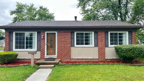 15762 Harrison, Romulus, MI 48174