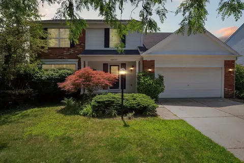 46471 Doubletree Rd, Canton, MI 48187