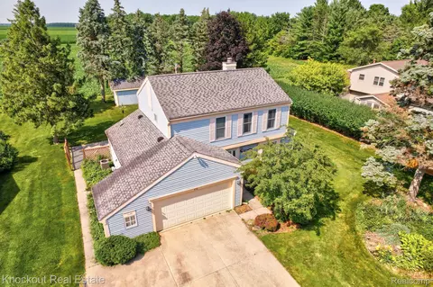 858 Zehnder Dr, Frankenmuth, MI 48734
