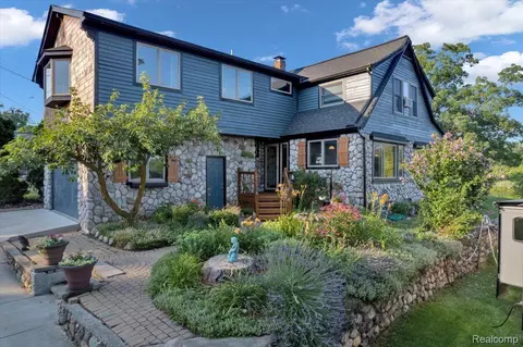 4776 Harding Ave, Village Of Clarkston, MI 48346